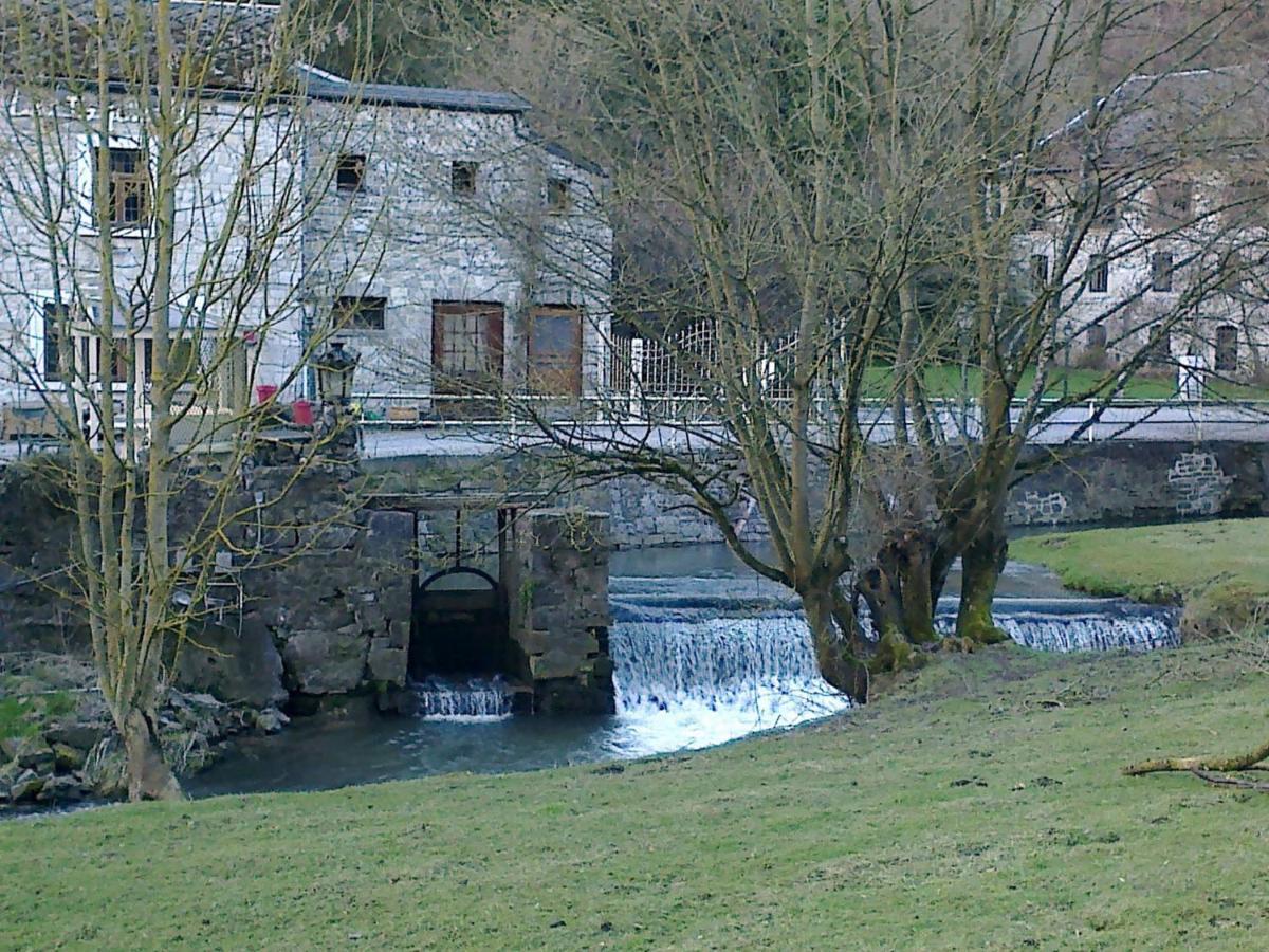 Hotel Le Moulin Des Ramiers Crupet Eksteriør billede